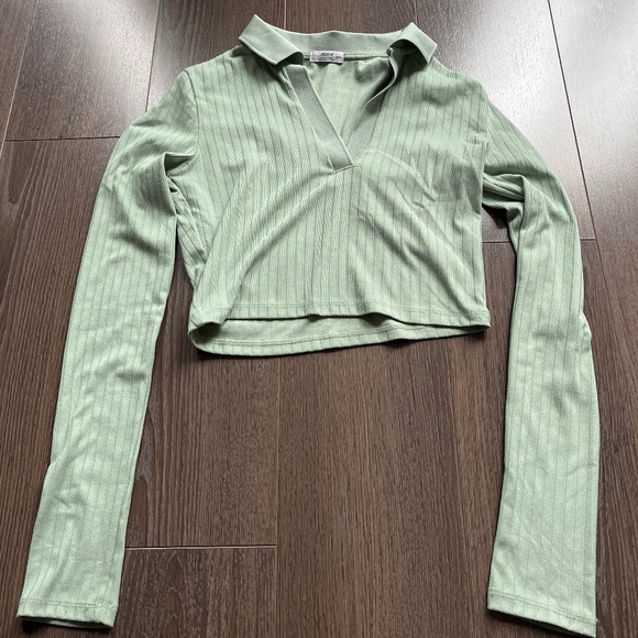 Ardene Collared Crop Long Sleeve - Picture 1 of 3